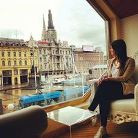 Marina Tomic的照片