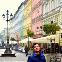 Mehmet Aker的照片