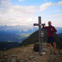 Andras Bocsor的照片