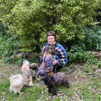 Julia Benson的照片