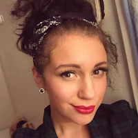 Hannah Sullivan的照片