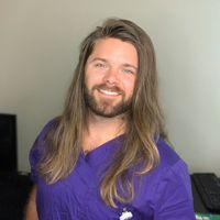 Joshua Mathews的照片