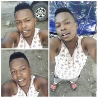 Selemani Nniwako的照片