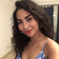 syrine lahiouel's Photo