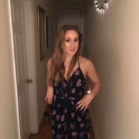 isabelle meyers's Photo