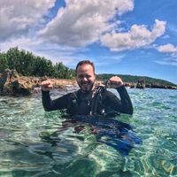 Joshua Veloz Barzola的照片