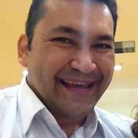 Luis Caceres的照片