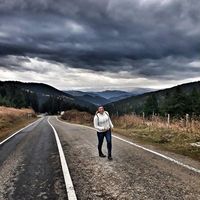 Gülcan Trn的照片