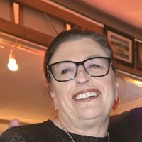 Lizzy  Gillard's Photo