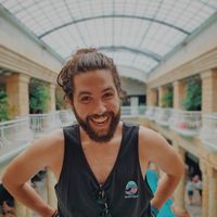 Marco Arjona的照片