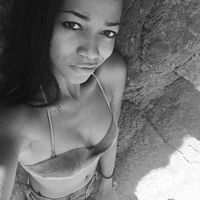 Chanelle Knighten的照片