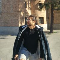 Christian Escalante的照片