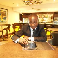 Fotos de Adeniji Olasunkanmi