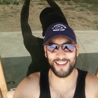 Amine Azizi的照片