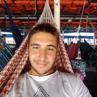 Alvaro Medina的照片