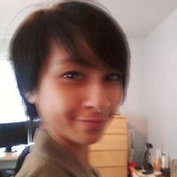 Holly Nguyen的照片