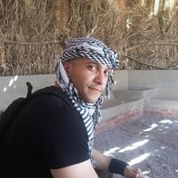 Hussein Kamel的照片