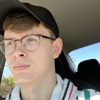 Brady Vaughn的照片