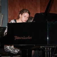 Hrisca Isabela's Photo