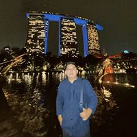 Nazar Badruzzaman的照片