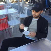 Abderrahmane Bouchama的照片