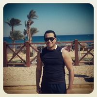 mahmoud Yassin的照片