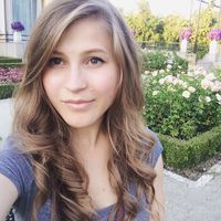 Nina Voinova的照片