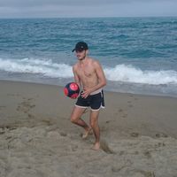 Robin Singer's Photo