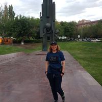 parisa barani's Photo