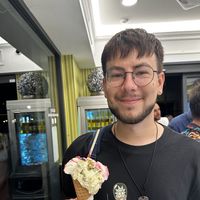 Dmitry Razumov的照片