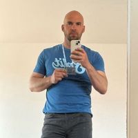 Nikola Vugdelija's Photo