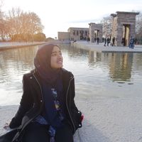 Kartika Sari Zulkarnain的照片