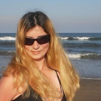 Regina Lara的照片