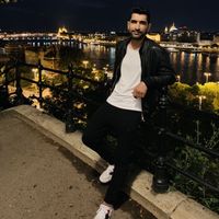 Devrim Omeroglu的照片