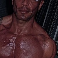 Frank  Lopez的照片