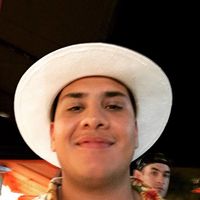 Nicholas Sanchez的照片