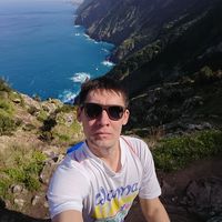 Alexander Volkov的照片