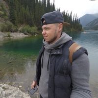 Vladislav Dmitriyenko的照片