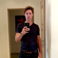 Adrian_London's Photo