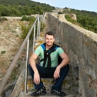 Zoltan Toth的照片