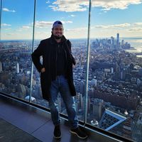 James Trejos的照片