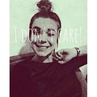 Karolina Kaftańska's Photo