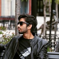 Hussain Bukhari的照片