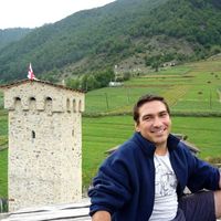 Burak Samra的照片