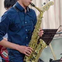 Kanji Tooyama的照片