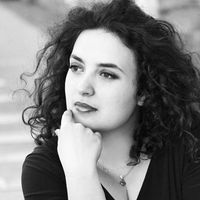 Polina Artsis's Photo