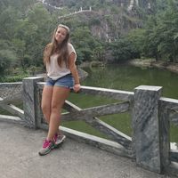 Claire Guenault的照片