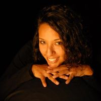 Silvia Bando-Landa的照片