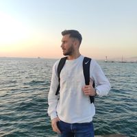 Cahit Güneş的照片