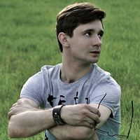 Viktor Matola的照片